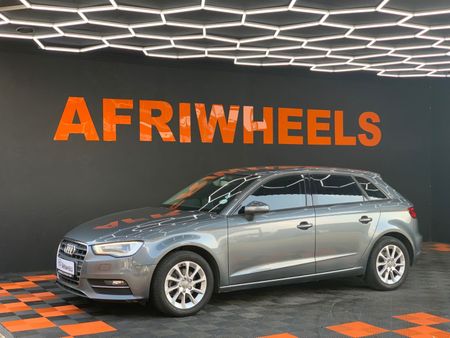2014-Audi-A3-Sportback-14-TFSI-S_4