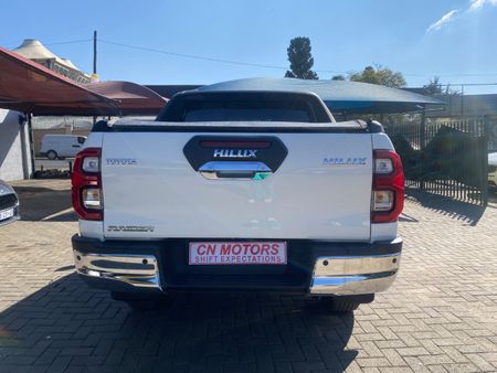 2024-Toyota-Hilux-24-GD-6-Raised-Body-SRX-Auto-Double-Cab_6