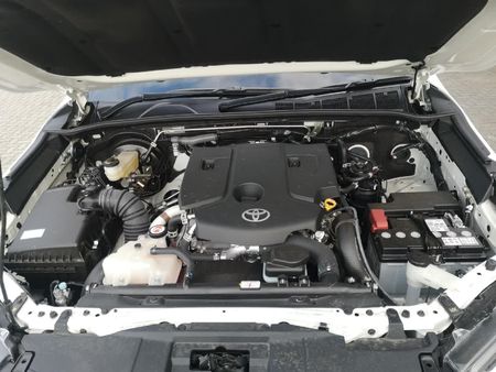 2026-Toyota-Hilux-28-GD-6-RB-Legend-55-4x4-Auto-Double-Cab_18