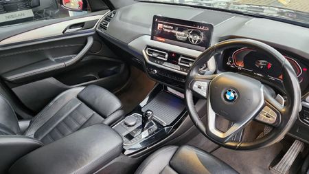 2022-BMW-X3-xDrive20d_18