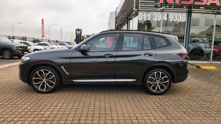 2022-BMW-X3-xDrive20d_8