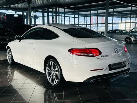 2018-Mercedes-Benz-C-Class-C-220d-Coupe-Auto_9