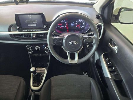 2021-Kia-Picanto-10-Street_19