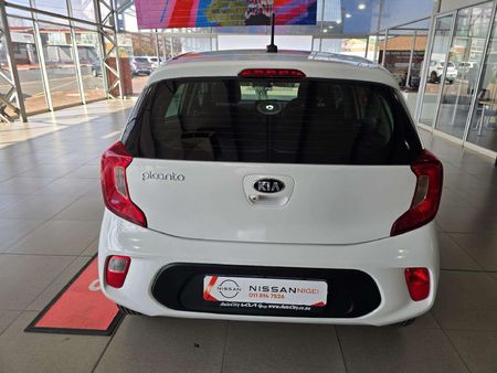 2021-Kia-Picanto-10-Street_3