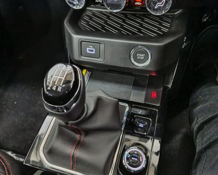 2026-Renault-Kiger-10T-Intens_16