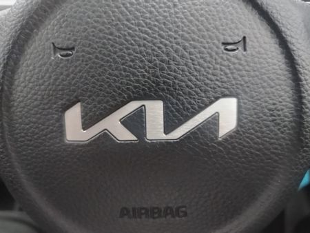 2022-Kia-Picanto-10-Street_11