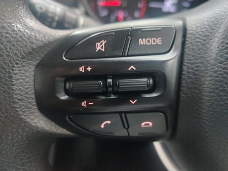 2022-Kia-Picanto-10-Street_12