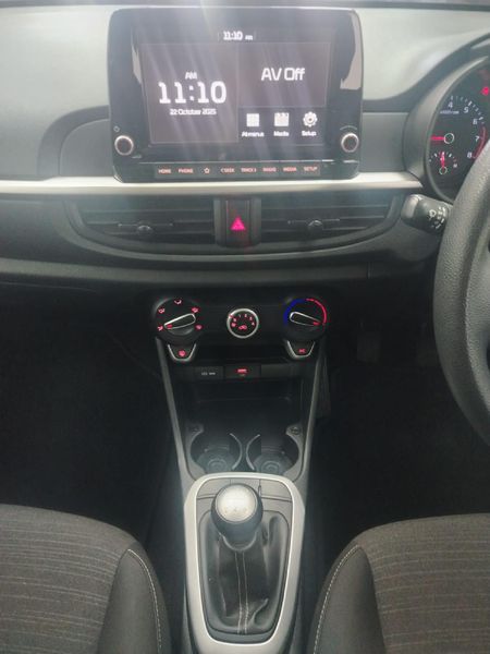 2022-Kia-Picanto-10-Street_15
