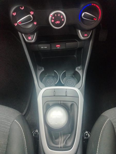 2022-Kia-Picanto-10-Street_21