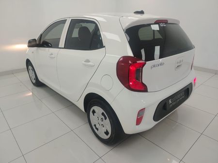 2022-Kia-Picanto-10-Street_26