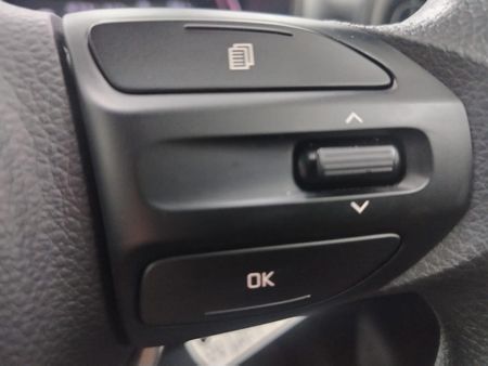 2026-Kia-Picanto-10-LS_13