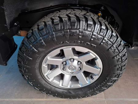 2021-Toyota-FJ-Cruiser-40-V6_18