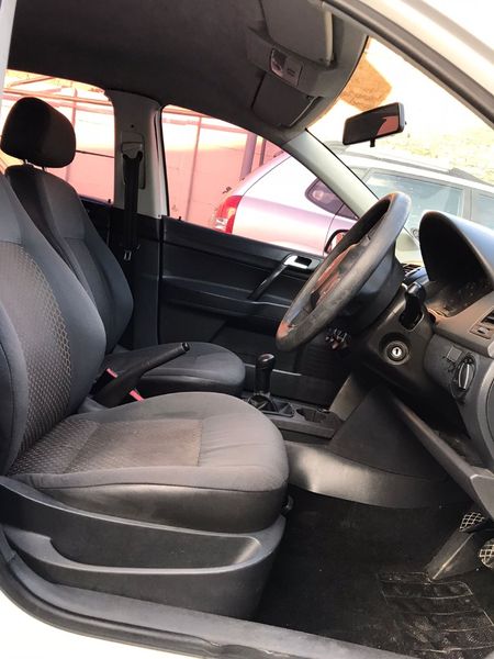 2011-Volkswagen-Polo-Vivo-16_7