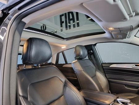 2018-Mercedes-AMG-GLE-Coupe-450-43-AMG-4Matic_16