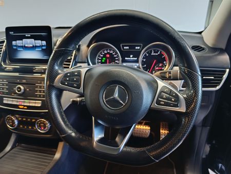 2018-Mercedes-AMG-GLE-Coupe-450-43-AMG-4Matic_18