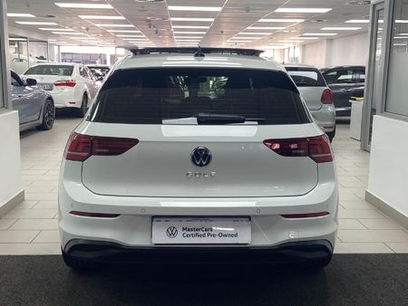 2025-Volkswagen-Golf-14-TSI-Life-Auto-110kw_4