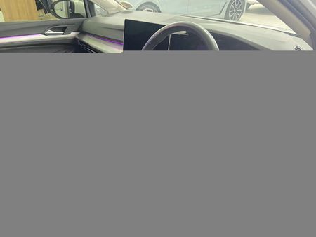 2025-Volkswagen-Golf-14-TSI-Life-Auto-110kw_6