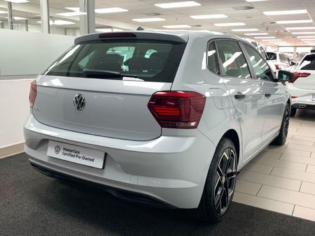 2019-Volkswagen-Polo-10-TSI-Trendline_5