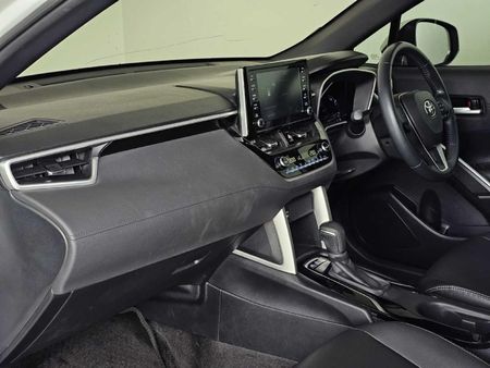 2024-Toyota-Corolla-Cross-18-XR-Hybrid_18