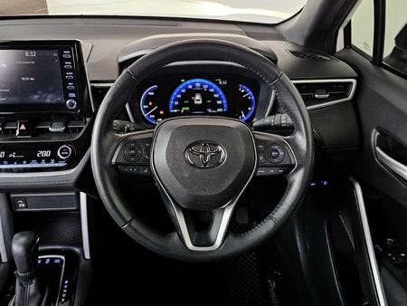 2024-Toyota-Corolla-Cross-18-XR-Hybrid_22