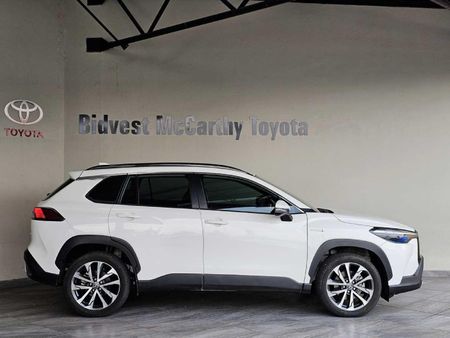 2024-Toyota-Corolla-Cross-18-XR-Hybrid_3