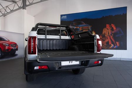2025-JAC-T9-20-CTI-Super-Lux-Auto-Double-Cab_8