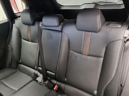 2026-Toyota-Corolla-Cross-18-XS-Hybrid_11