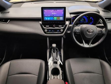 2026-Toyota-Corolla-Cross-18-XS-Hybrid_5