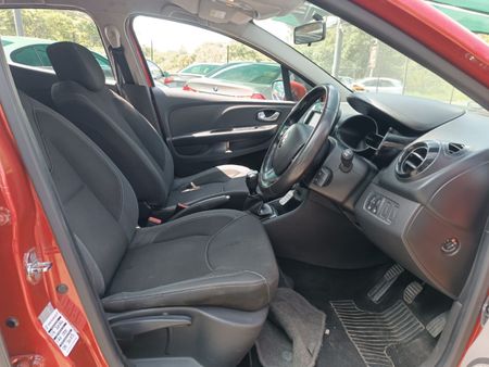 2019-Renault-Clio-IV-900T-Authentique-5-dr-66kW_8