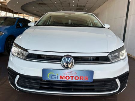 2021-Volkswagen-Polo-10-TSI-Life_2