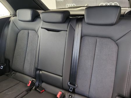 2023-Audi-Q3-14-TFSI-S-Line-35-TFSI_8