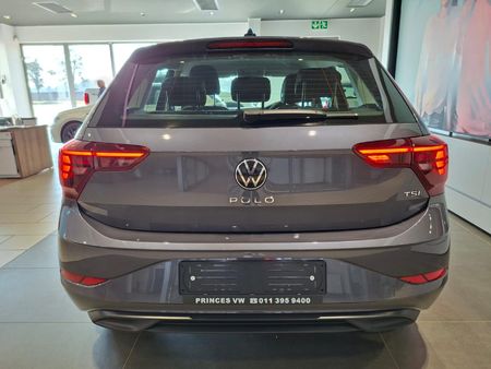 2026-Volkswagen-Polo-10-TSI_3