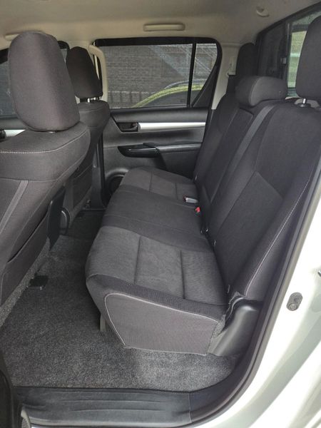2025-Toyota-Hilux-24-GD-6-Raised-Body-Raider-Auto-Double-Cab_11