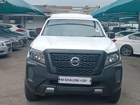 2023-Nissan-Navara-25-DDTi-LE-Single-Cab_4