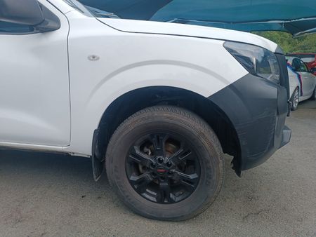 2023-Nissan-Navara-25-DDTi-LE-Single-Cab_7