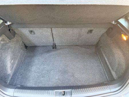 2015-Volkswagen-Polo-GP-12-TSI-Comfortline-66kW_6