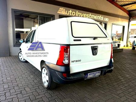 2021-Nissan-NP200-16-AC-Safety-Pack_3