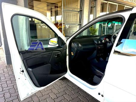 2021-Nissan-NP200-16-AC-Safety-Pack_5