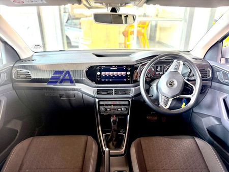 2019-Volkswagen-T-Cross-10-TSI-Highline-Auto_10
