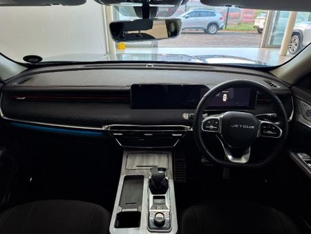 2025-Jetour-X70-Plus-15T-Deluxe_7