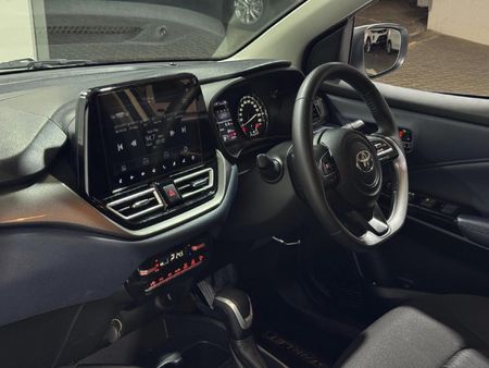 2025-Toyota-Starlet-15-XR-Auto_12