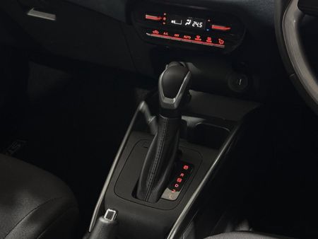 2025-Toyota-Starlet-15-XR-Auto_19