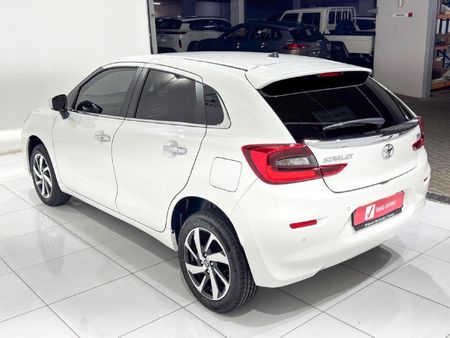 2025-Toyota-Starlet-15-XR-Auto_5