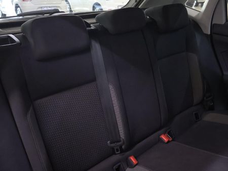 2023-Volkswagen-Polo-10-TSI-Highline-85kW_24