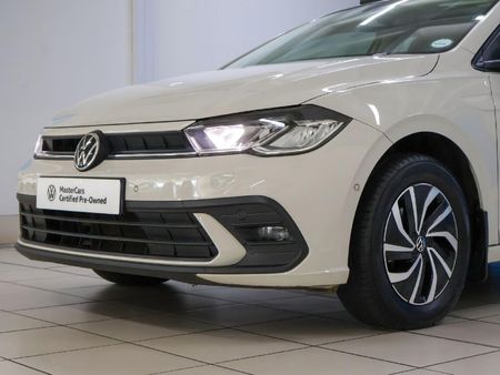 2023-Volkswagen-Polo-10-TSI-Highline-85kW_6