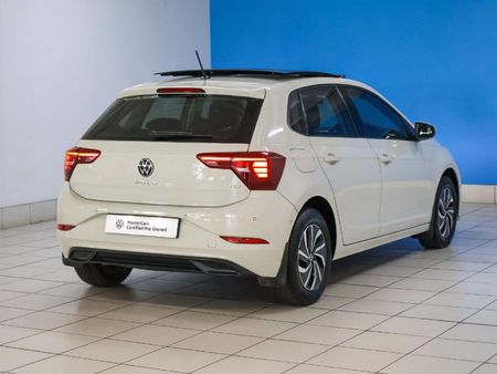 2023-Volkswagen-Polo-10-TSI-Highline-85kW_8