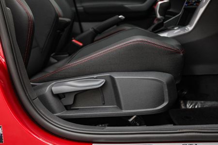 2026-Volkswagen-Polo-20-GTI-Auto-147kW_15