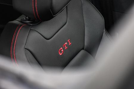2026-Volkswagen-Polo-20-GTI-Auto-147kW_17