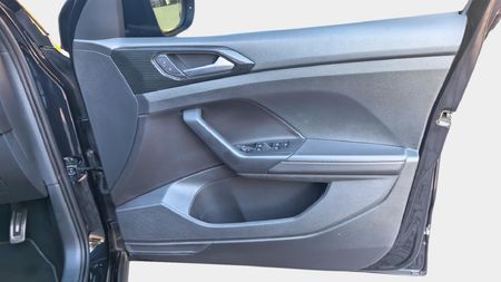 2025-Volkswagen-T-Cross-10-TSI-R-Line-Auto_19