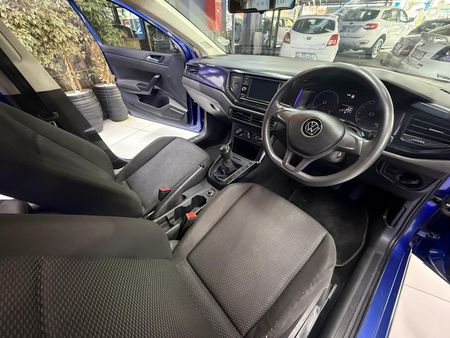 2021-Volkswagen-Polo-10-TSI-Trendline_13